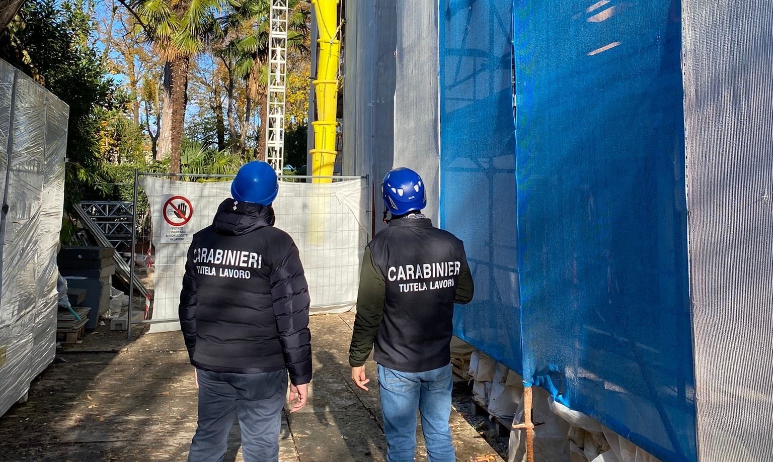 Immagine per Blitz dei carabinieri in cantieri e aziende agricole, lavoro nero a Gorizia